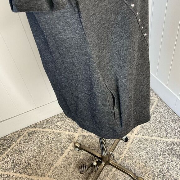 Belldini Womens Medium Pullover Embellished Hoodie Sweatshirt Gray Pockets - Picture 6 of 14